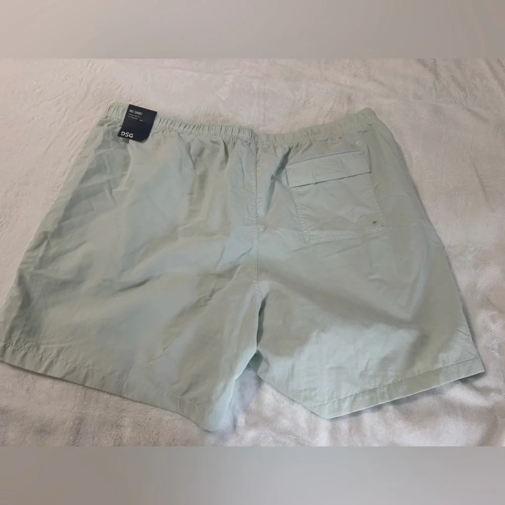 DSG Men’s Mint Candy 6” Mesh Lined Rec Short Size XL